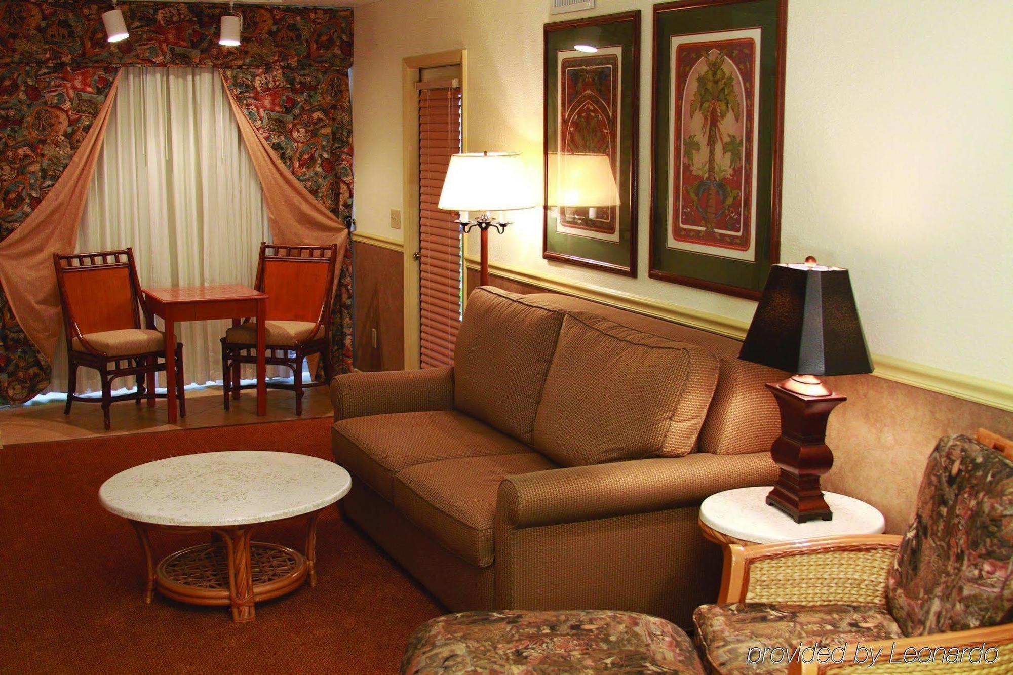 סלבריישן Parkway International Resort מראה חיצוני תמונה